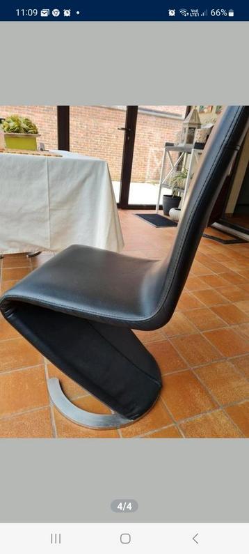 2 zwarte design stoelen per stuk 25 eu