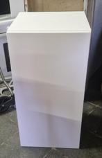 Wit langwerpig kastje, Huis en Inrichting, Kasten | Overige, Ophalen, Zo goed als nieuw