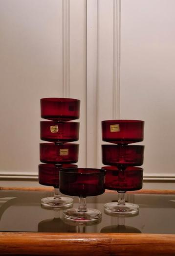 SET 8 VINTAGE CHAMPAGNEGLAZEN LUMINARC beschikbaar voor biedingen