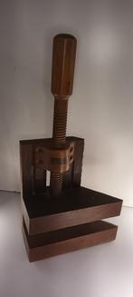 kleine antieke houten bankschroef, Doe-het-zelf en Bouw, Werkbanken, Ophalen of Verzenden, Gebruikt, Bankschroef