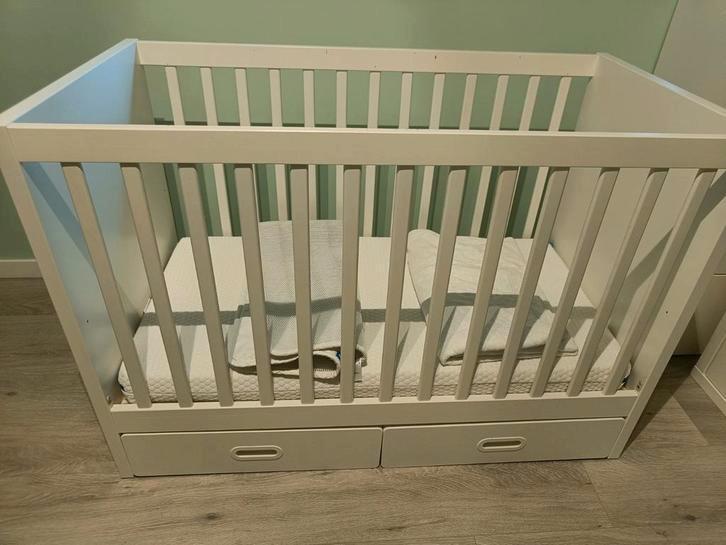 babybed ledikant Ikea en toebehoren aerosleep, Kinderen en Baby's, Babywiegjes en Ledikanten, Gebruikt, Ledikant, Ophalen