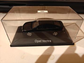 Schuco Opel Vectra C GTS zwart 1/43 beschikbaar voor biedingen