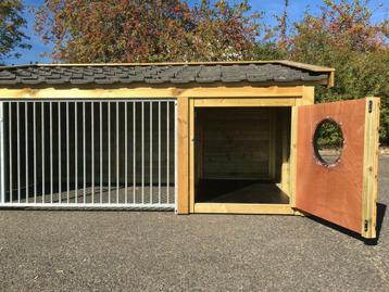 LUXE Hondenhok met verwarming.  beschikbaar voor biedingen