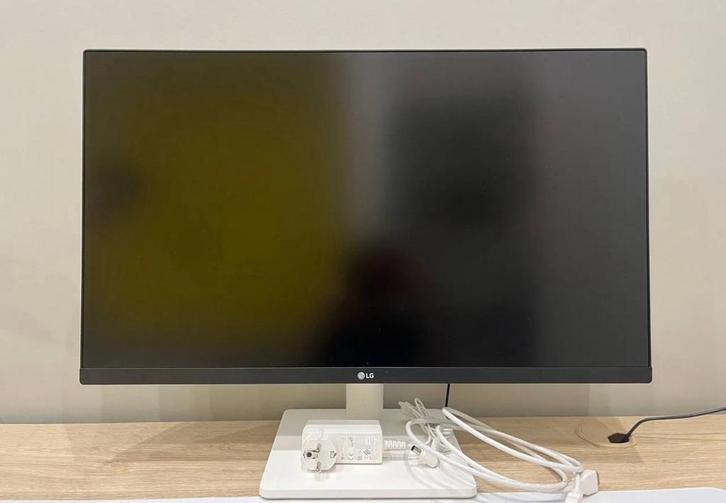 Moniteur LG UltraFine 27US500 - 4K IPS - 27 pouces, Informatique & Logiciels, Moniteurs, Comme neuf, IPS, Enlèvement ou Envoi