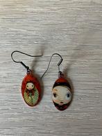 Vintage oorbellen - Ovaal - Rood, Ophalen of Verzenden, Zo goed als nieuw, Rood, Hangers