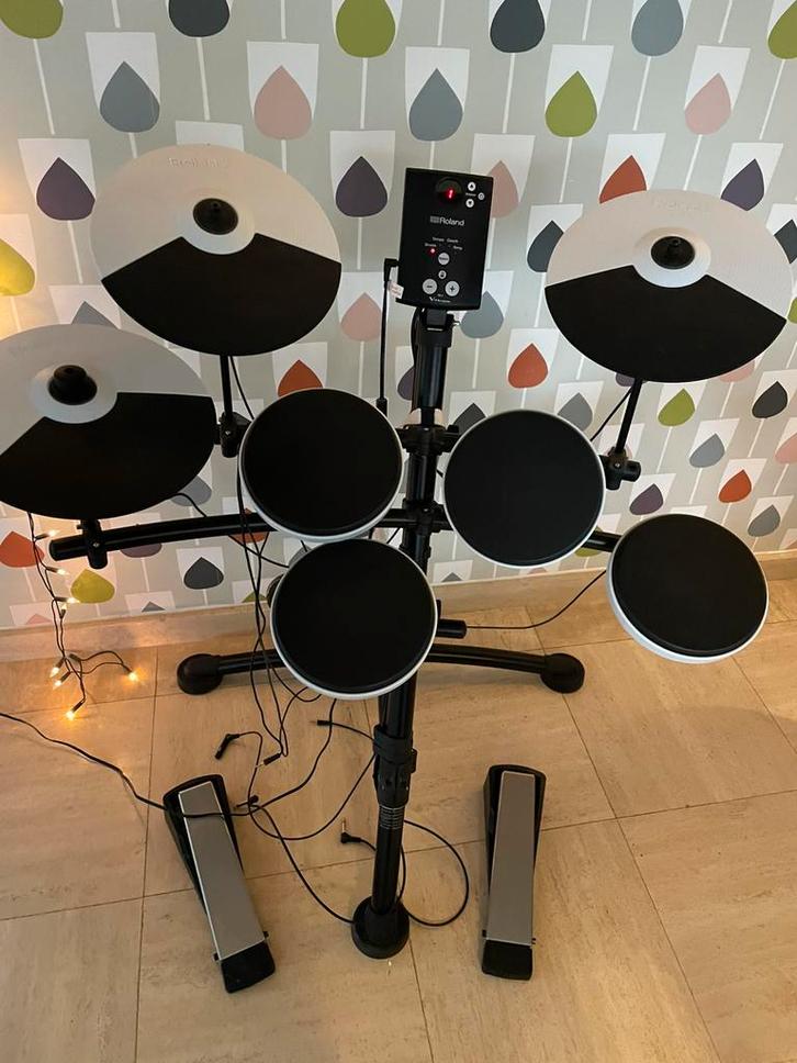 Roland TD-1k batterij, Muziek en Instrumenten, Drumstellen en Slagwerk, Zo goed als nieuw, Roland, Ophalen