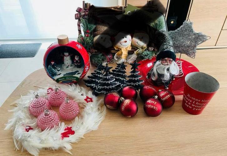 Diverse Kerstdecoratie:Kersttafereel,Kerstballen,piek,..., Diversen, Kerst, Zo goed als nieuw, Ophalen