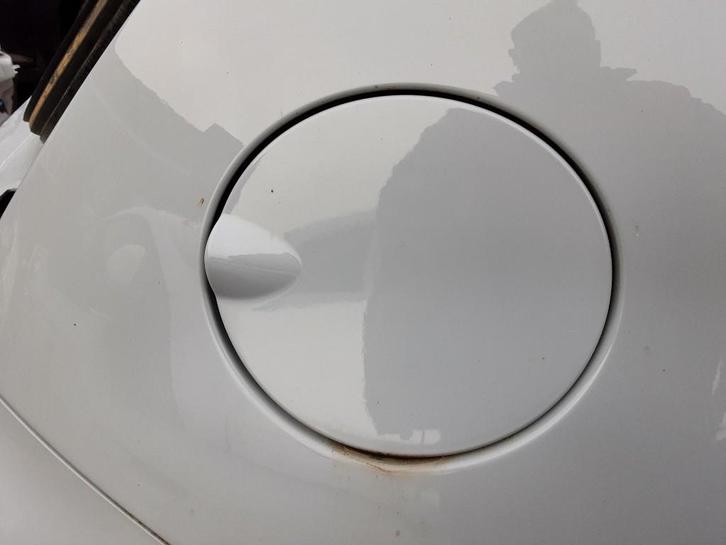 TANKKLEP Abarth 500 / 595 / 695 (01-2008/-), Auto-onderdelen, Carrosserie, Overige automerken, Gebruikt
