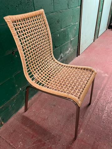 Set van 4 rieten stoelen beschikbaar voor biedingen