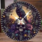 Ronde wandklok van hout Schedel met Vogel (25cm), Ophalen of Verzenden, Nieuw, Wandklok