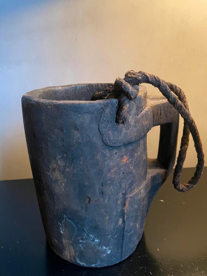 Tasse en bois NAGA, Antiquités & Art, Antiquités | Outils & Instruments, Enlèvement ou Envoi