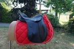 veelzijdig springgericht zadel kieffer 350. € PAARDEN  PONY, Comme neuf, Enlèvement ou Envoi, Dressage