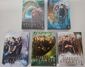 Stargate Boxes (Atlantis & Universe), €10 per box beschikbaar voor biedingen