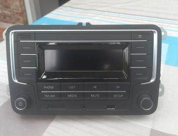 Vw autoradio beschikbaar voor biedingen