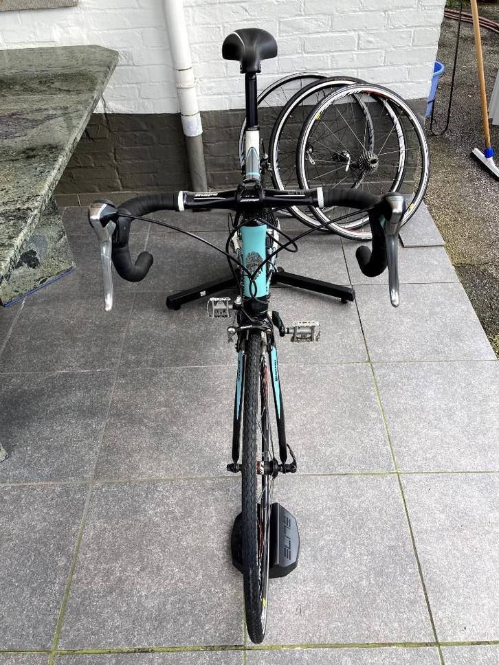 Bianchi Nirone 7 + Suito Elite + Tacx VERKOCHT, Fietsen en Brommers, Fietsen | Heren | Sportfietsen en Toerfietsen, Zo goed als nieuw