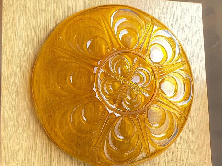 Oker geslepen glazen schaal | PAVILLUC Belgium, Antiek en Kunst, Antiek | Glaswerk en Kristal, Ophalen of Verzenden