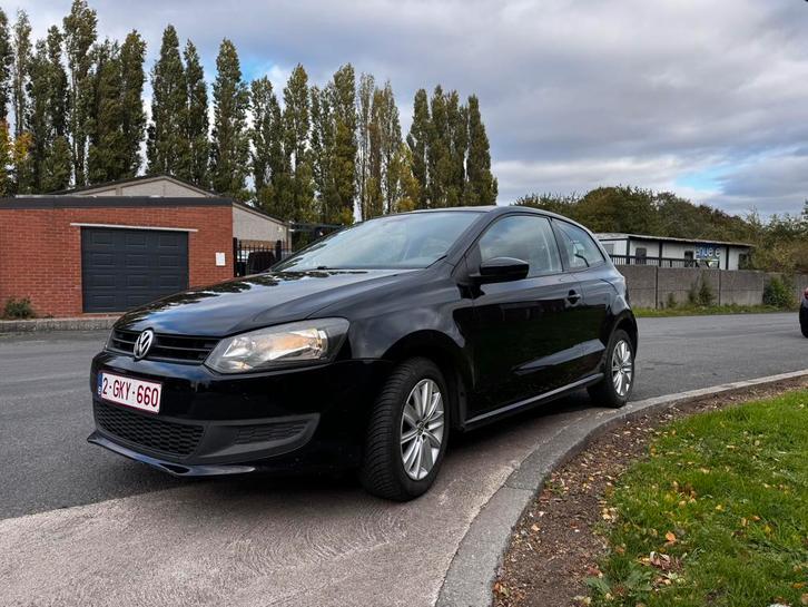 Polo 1.2 tdi .180000 kms 2011 euro 5, Autos, Volkswagen, Particulier, Polo, ABS, Airbags, Air conditionné, Verrouillage central