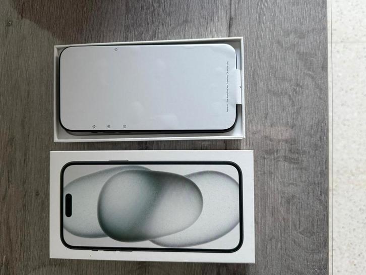 Splinternieuw iPhone 15 plus black 128gb, Telecommunicatie, Mobiele telefoons | Apple iPhone, Nieuw, iPhone 15, Ophalen of Verzenden