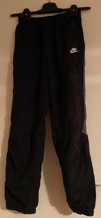 Sportbroek voor jongens - Nike, Kinderen en Baby's, Broek, NIKE, Ophalen of Verzenden, Zo goed als nieuw