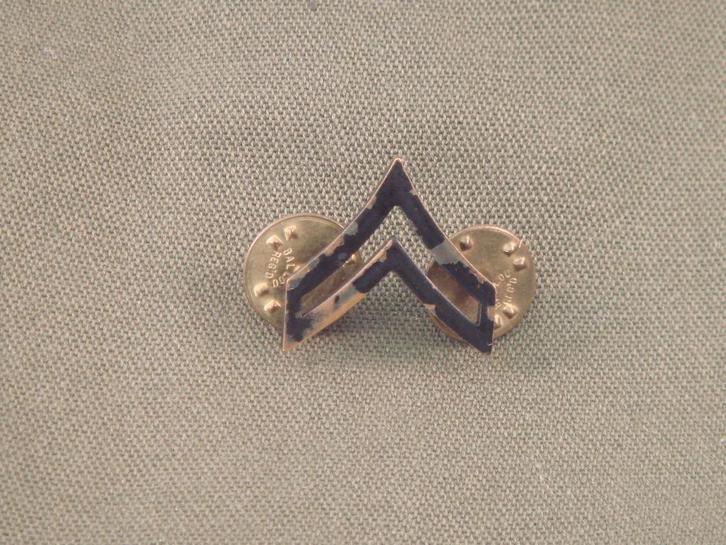 US ARMY # 5 - CORPORAL (1 ex), Verzamelen, Militaria | Algemeen, Landmacht, Embleem of Badge, Ophalen of Verzenden