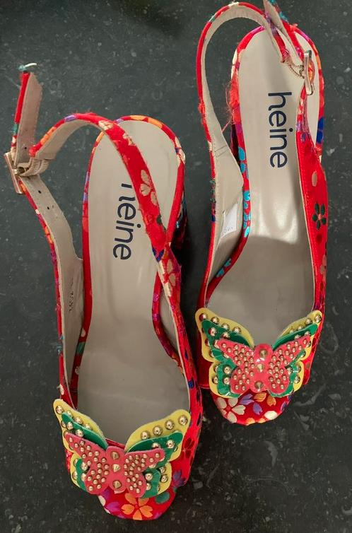 Heine 37 prachtige vlinder schoenen, Kleding | Dames, Schoenen, Nieuw, Sandalen of Muiltjes, Rood, Ophalen of Verzenden