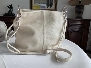 Sac à bandoulière en cuir, très bon état