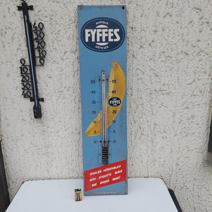 THERMOMETER METAAL FYFFES BANANEN VRUCHTEN SOBI BRUX 1956, Verzamelen, Merken en Reclamevoorwerpen, Gebruikt, Reclamebord, Ophalen of Verzenden