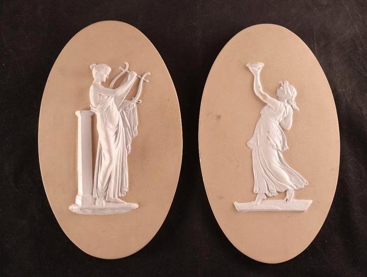 Paire de plaques décoratives en relief, Antiquités & Art, Art | Autres Art, Enlèvement ou Envoi