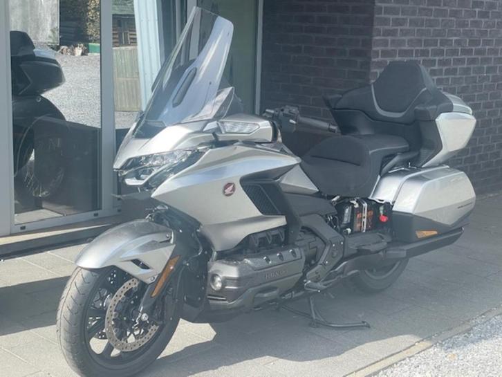 HONDA GL 1800 Goldwing DCT Tour , 07/2025 ! Slechts 450km!!!, Motoren, Motoren | Honda, Bedrijf, Toermotor, meer dan 35 kW, ABS