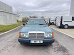 Mercedes-Benz E-Klasse E200 BENZINE Oldtimer * 1 Eigenaar *, Autos, Achat, Entreprise, 99 g/km, Vert