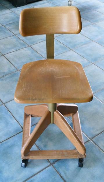 chaise de bureau vintage industrielle Stoll Giroflex 1950 beschikbaar voor biedingen