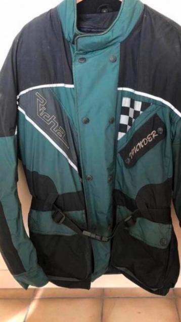 Motorvest beschikbaar voor biedingen