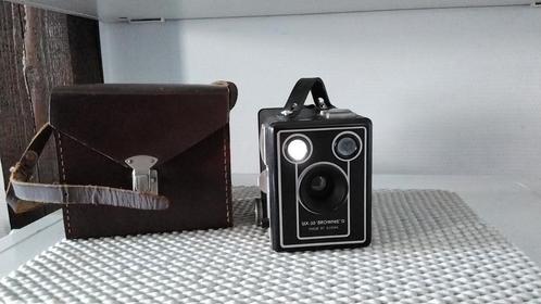 Six-20 Brownie D-camera gemaakt door Kodak uit de jaren 50, Verzamelen, Foto-apparatuur en Filmapparatuur, Fototoestel, 1940 tot 1960