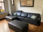 lederen hoeksalon + poef/salontafel, Ophalen, Gebruikt, Leer, Tijdloos klassiek