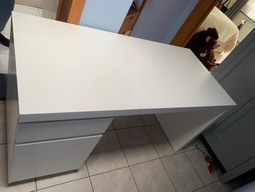 IKEA bureau Malm wit, Huis en Inrichting, Bureaus, Ophalen, Zo goed als nieuw, Bureau