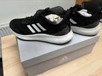 Sportschoen Adidas nieuw!, Sport en Fitness, Loopsport en Atletiek, Ophalen, Nieuw, Adidas