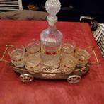 Vintage karretje met glazen en karaf, Ophalen