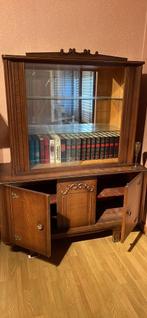 Boekenkast, Huis en Inrichting, Kasten | Boekenkasten, Ophalen, Met deur(en), 100 tot 150 cm, Zo goed als nieuw