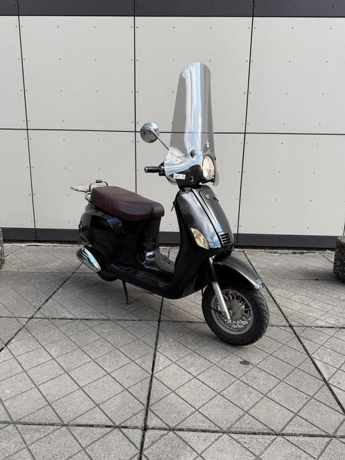 Neco Azzuro 125cc, Fietsen en Brommers, Snorfietsen en Snorscooters, Gebruikt, Benzine, Ophalen