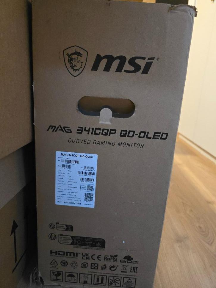 MSI MAG 341CQP QD‑OLED 34″ Curved Gaming Monitor, Computers en Software, Monitoren, Zo goed als nieuw, DisplayPort, HDMI, USB-C