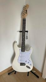 Elektrische gitaar fender max music, Muziek en Instrumenten, Snaarinstrumenten | Gitaren | Elektrisch, Ophalen of Verzenden, Zo goed als nieuw
