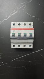 Abb circuit braker automatische schakelaar, Ophalen of Verzenden, Schakelaar