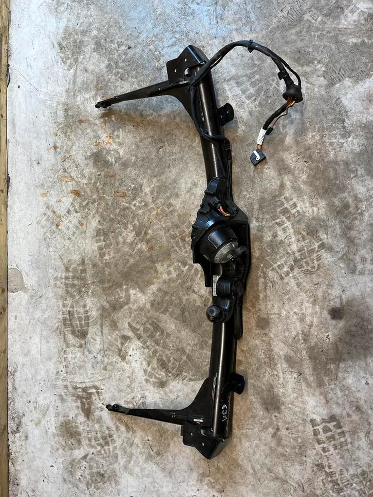 Elektrische wegklapbare zwenkbare trekhaak Audi Q3., Autos : Pièces & Accessoires, Suspension & Châssis, Audi, Enlèvement ou Envoi