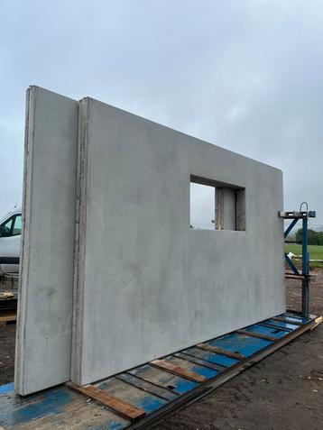 Dalles en beton isolé neuves beschikbaar voor biedingen
