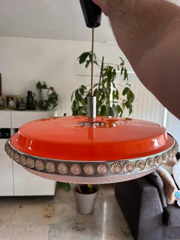 Vintage space hanglamp beschikbaar voor biedingen