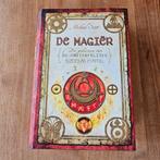 Michael Scott De Magiër Hardcover met kaft, Boeken, Ophalen of Verzenden, Zo goed als nieuw