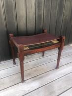 Vintage Brutalist lederen voetenbankje hocker, Ophalen of Verzenden, Gebruikt, Hout