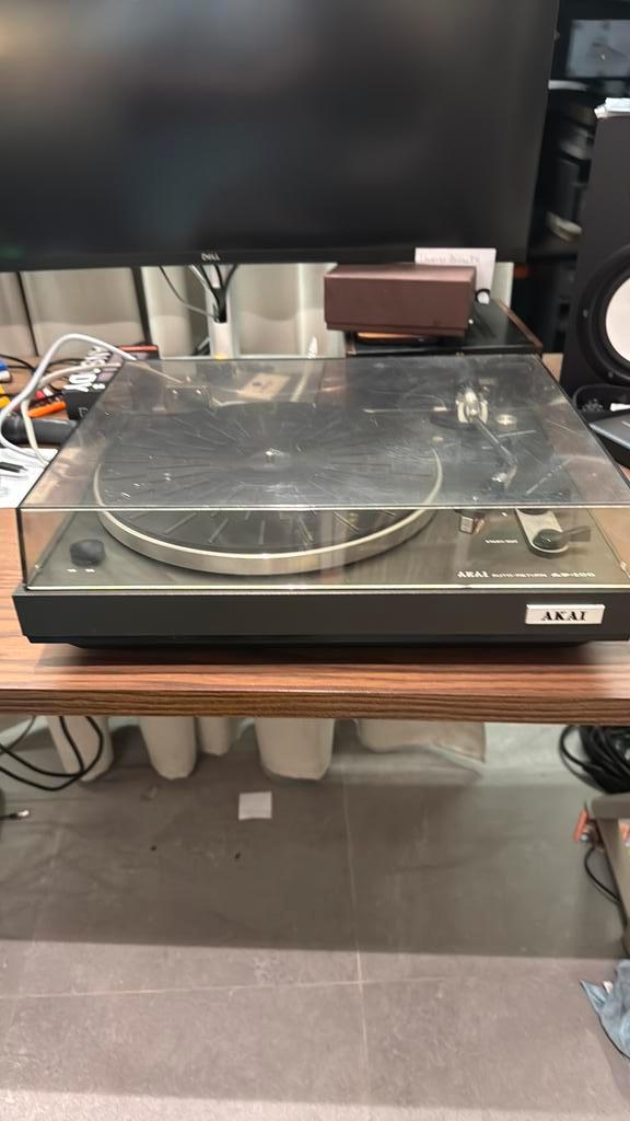 Akai AP-100 platenspeler, Audio, Tv en Foto, Platenspelers, Zo goed als nieuw, Platenspeler, Akai, Automatisch, Ophalen