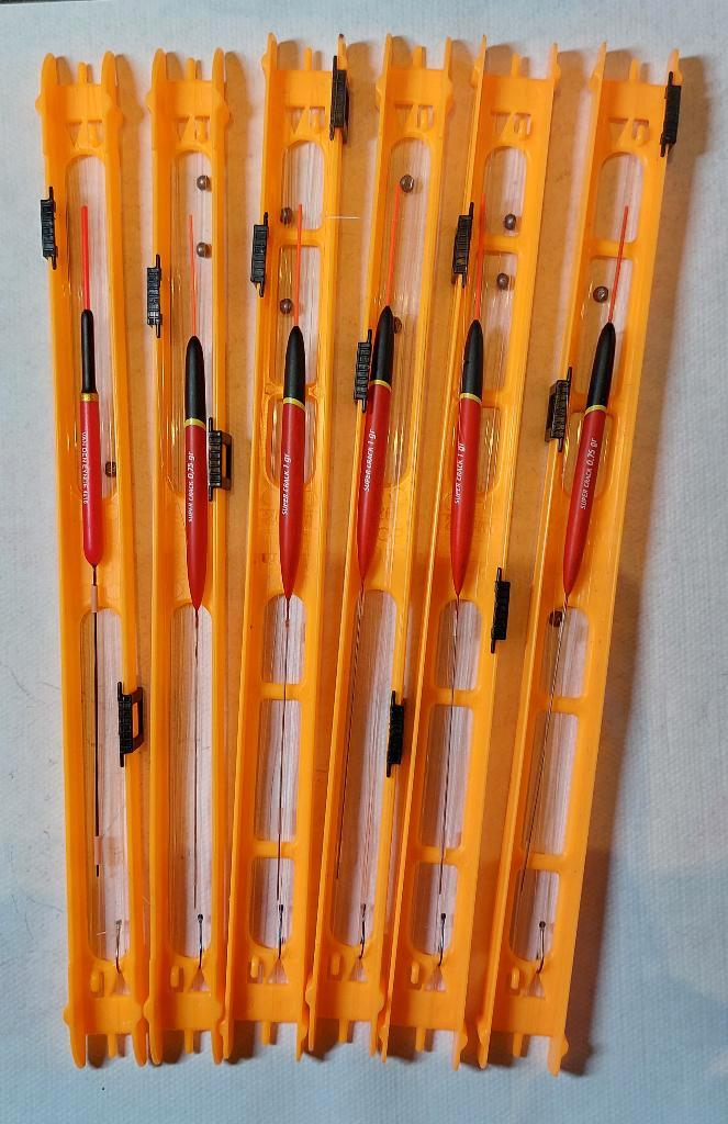 Hengelsport 6 zelfgemaakte vislijntjes set 59, Sports nautiques & Bateaux, Pêche à la ligne | Général, Neuf, Canne à lancer, Enlèvement ou Envoi