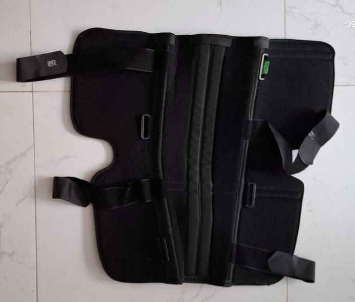 VELPEAU kniebrace maat 4, Diversen, Braces, Zo goed als nieuw, Ophalen of Verzenden